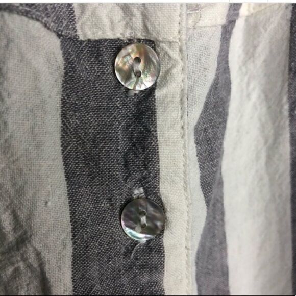 OLIVACEOUS STRIPED OPEN BACK LINEN JUMPSUIT SMALL - Picture 6 of 8